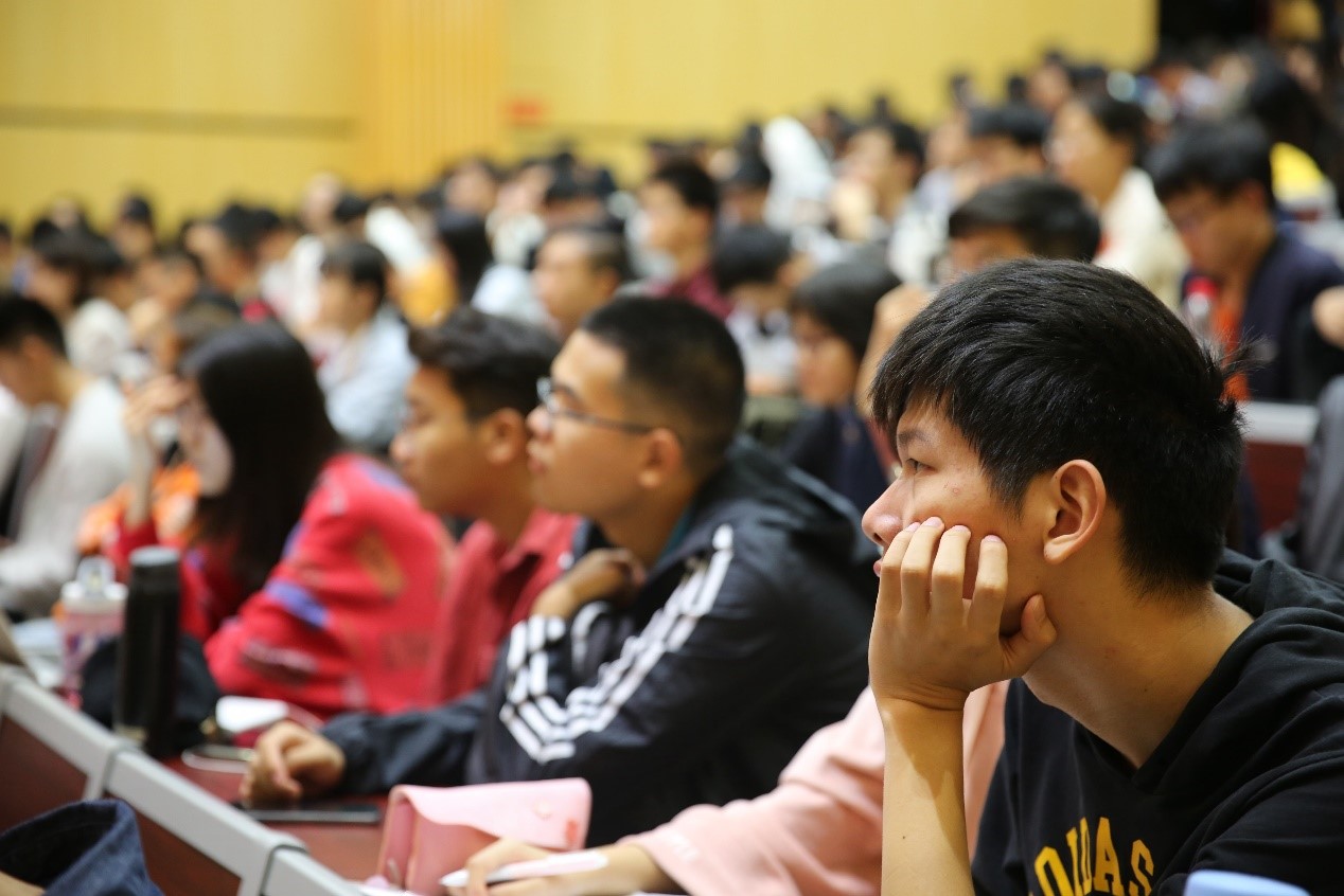 3868la天河总站(集团)股份有限公司 - Make It Possible