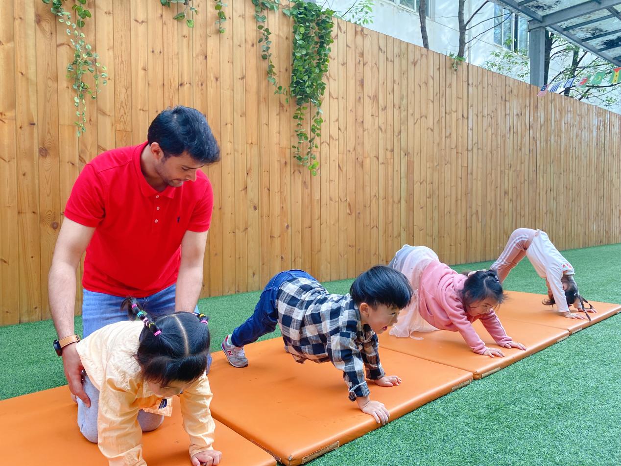 3868la天河总站(集团)股份有限公司 - Make It Possible