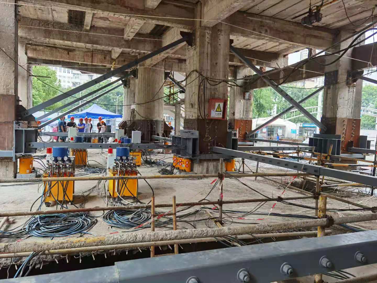 3868la天河总站(集团)股份有限公司 - Make It Possible