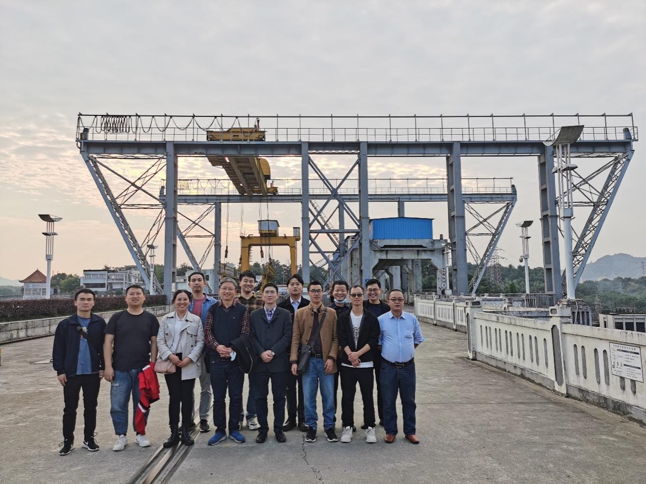 3868la天河总站(集团)股份有限公司 - Make It Possible