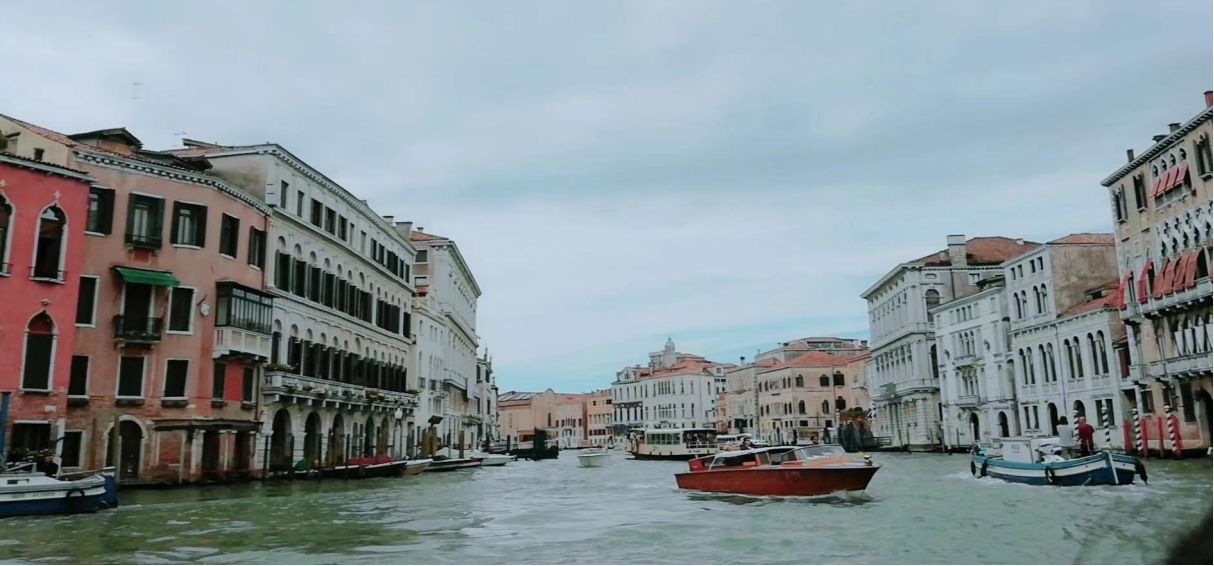 3868la天河总站(集团)股份有限公司 - Make It Possible