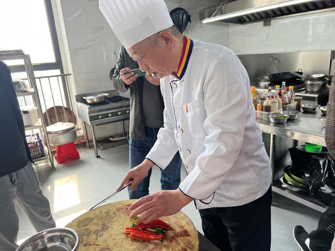 3868la天河总站(集团)股份有限公司 - Make It Possible