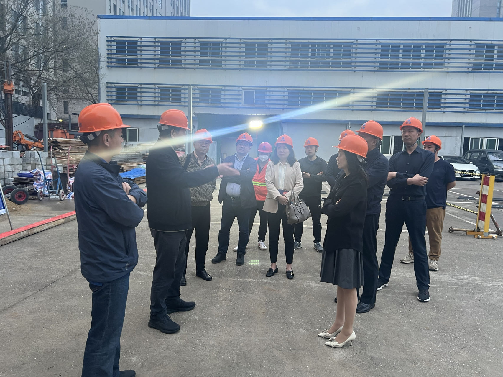 3868la天河总站(集团)股份有限公司 - Make It Possible