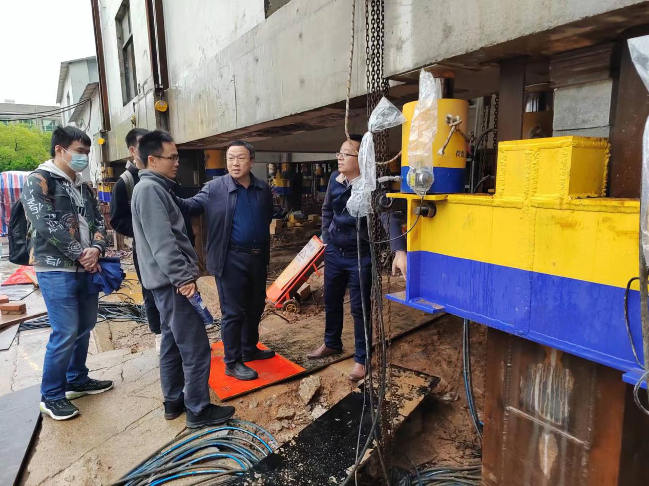 3868la天河总站(集团)股份有限公司 - Make It Possible