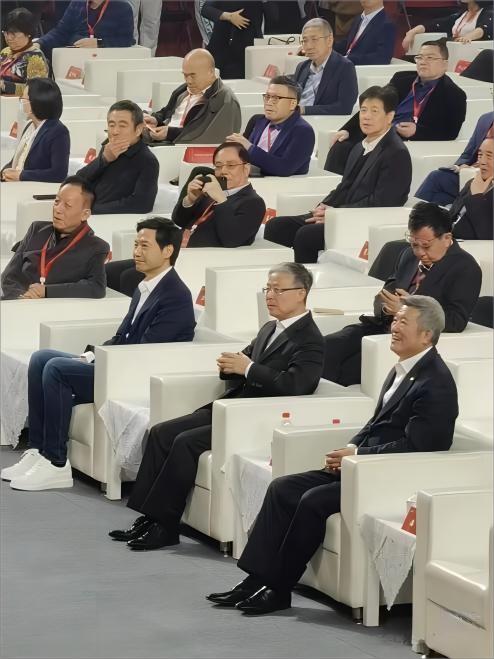 3868la天河总站(集团)股份有限公司 - Make It Possible