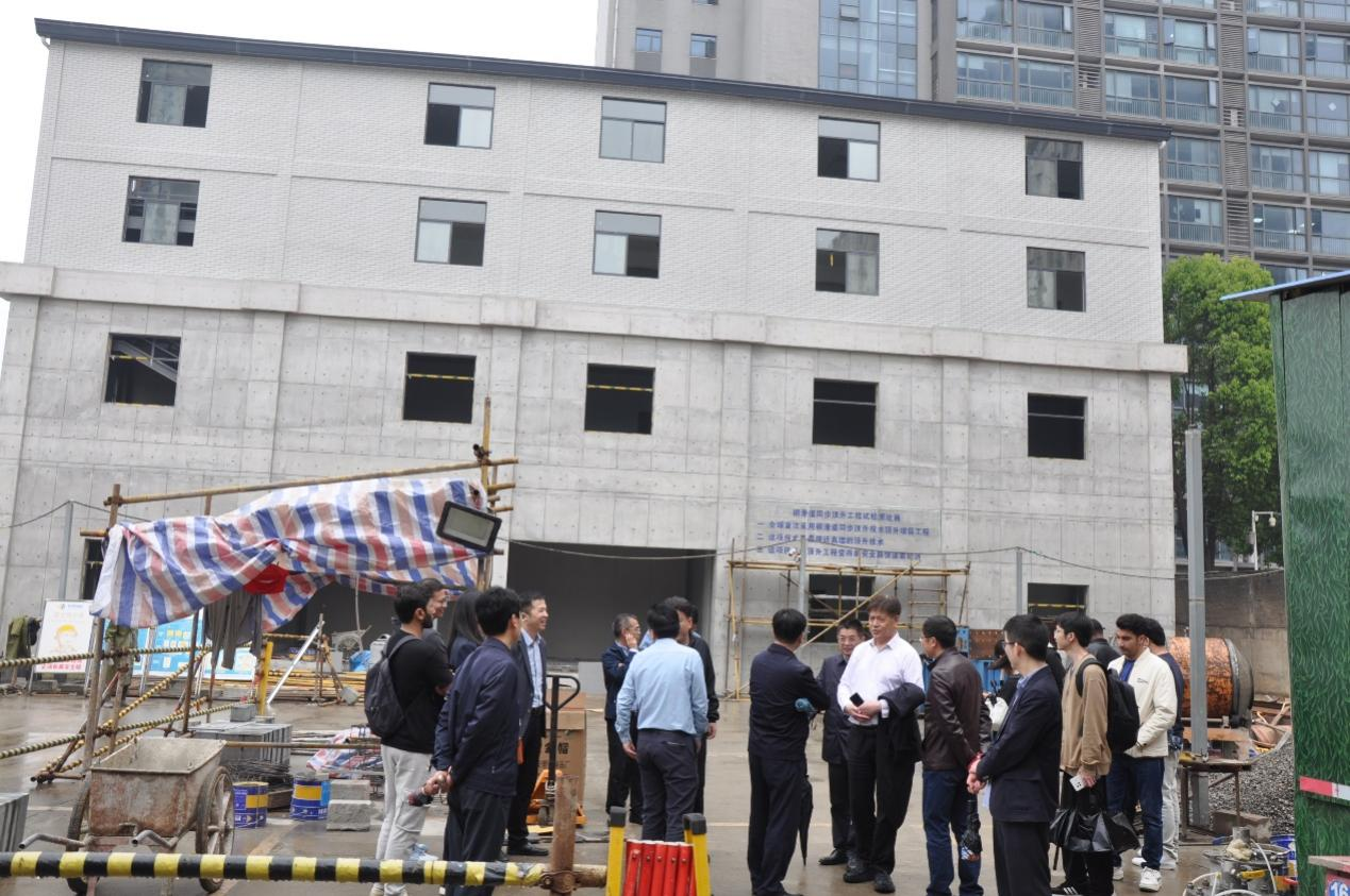 3868la天河总站(集团)股份有限公司 - Make It Possible